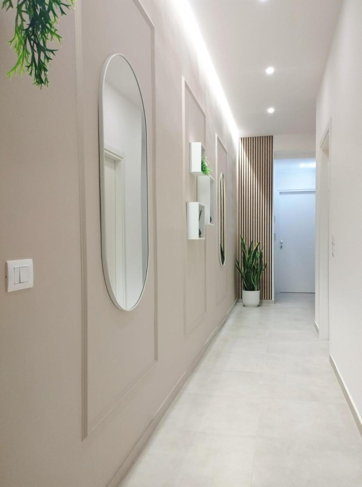 Agatha Modern Elegant Rooms ซานตากาตา ดี มิลลิเตลโล ภายนอก รูปภาพ