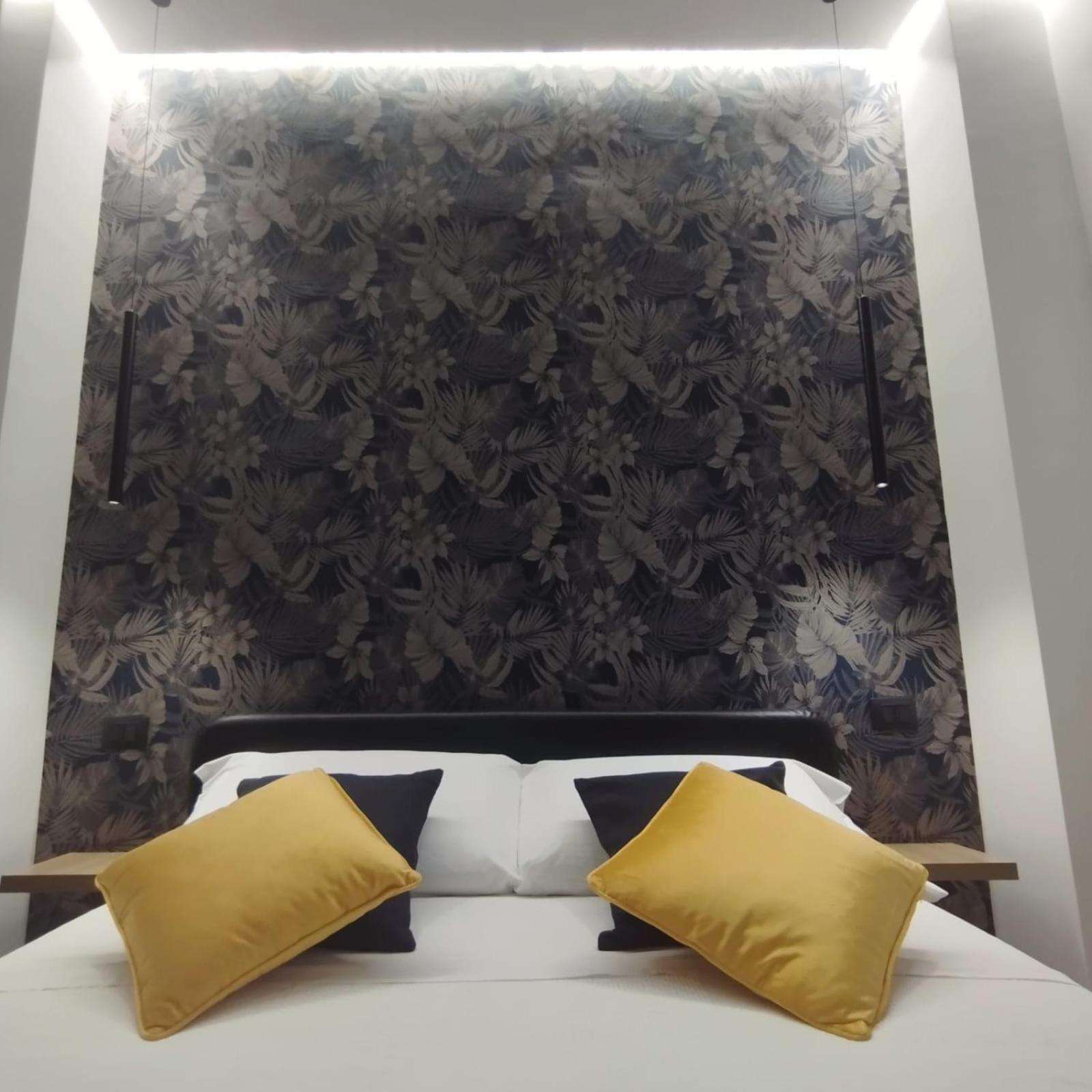 Agatha Modern Elegant Rooms ซานตากาตา ดี มิลลิเตลโล ภายนอก รูปภาพ